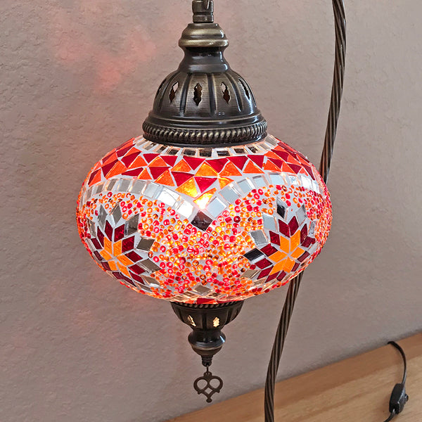Woodymood Mosaic Swan Neck Table Lamp 7'' 1 Ball-Star Red